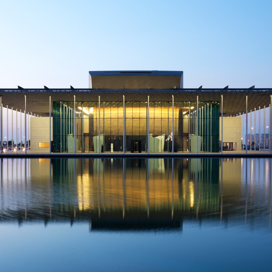 Theaters & Music Halls