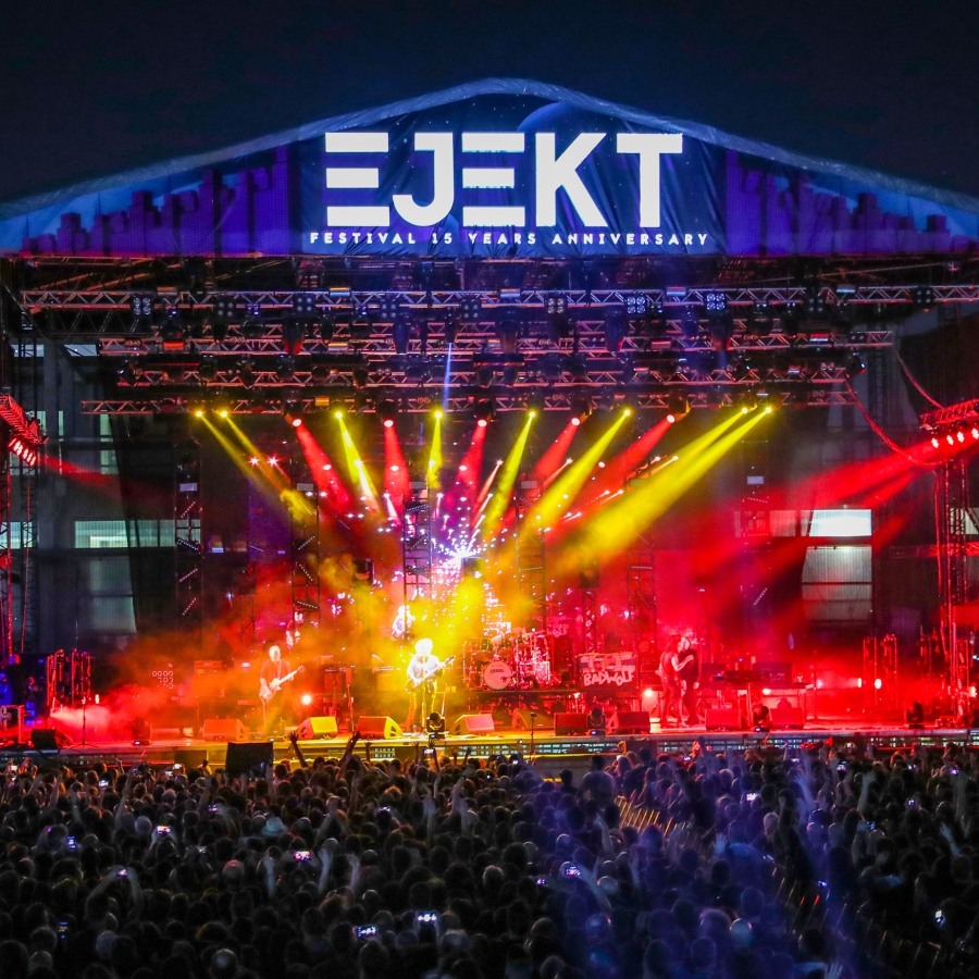 ENTERTAINMENT LIGHTING