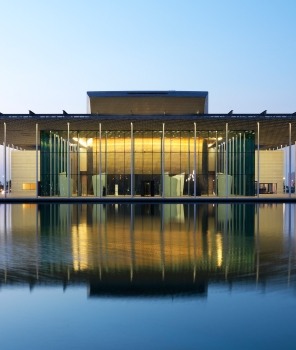 Theaters & Music Halls