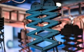 HOISTS AND PANTOGRAPHS