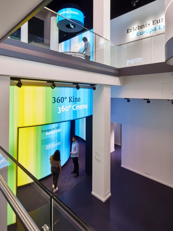 Company Profile ZigZag Two